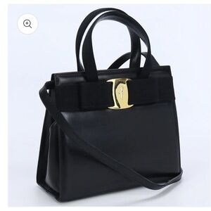 NWOT Salvatore Ferragamo Vintage Black Calfskin Vara Ribbon Satchel Handbag